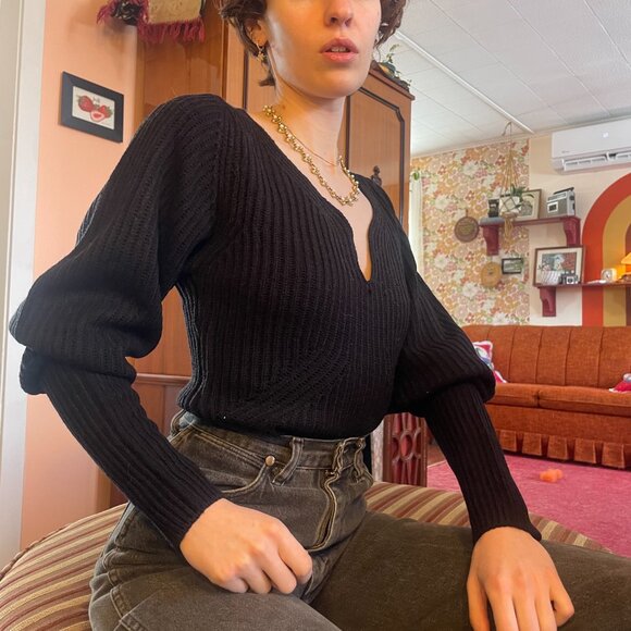 Tags Attached black knitted puffy sleeves drop sleeve plunge knitted sweater! - Picture 4 of 15